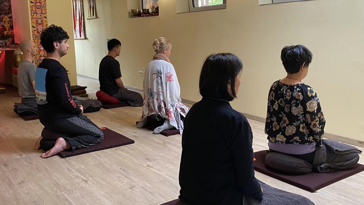 Was ist Meditation - Eine Einführung in die buddhistische Praxis.